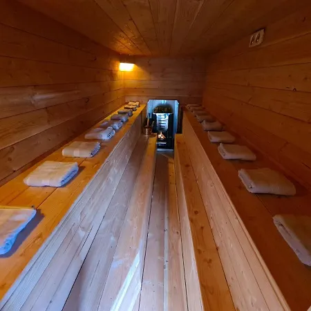 Villa Woonboerderij Met 18P Sauna, Terras En Vuurplaats Heerde