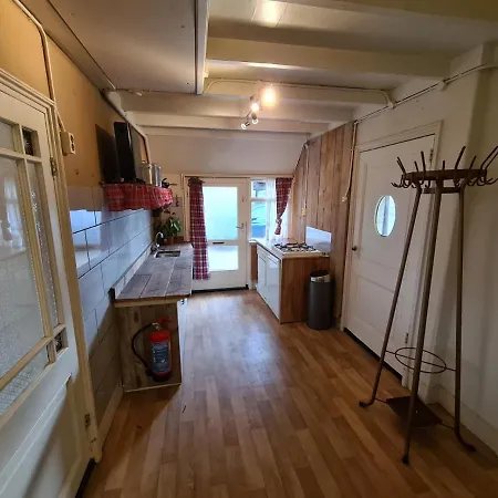 Woonboerderij Met 18P Sauna, Terras En Vuurplaats Heerde